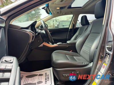 Zdjęcie 13 z 13 samochodu: 2017 LEXUS NX 200T BASE VIN:JTJBARBZ0H2112560 - miniatura