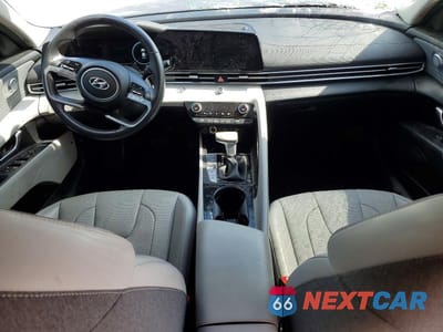Zdjęcie 8 z 12 samochodu: 2023 HYUNDAI ELANTRA HYBRID LIMITED VIN:KMHLN4AJ5PU042496 - miniatura