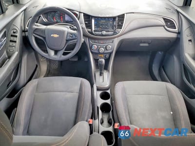 Zdjęcie 8 z 13 samochodu: 2019 CHEVROLET TRAX LS VIN:3GNCJKSB4KL351608 - miniatura