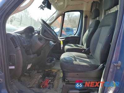 Zdjęcie 7 z 13 samochodu: 2019 RAM PROMASTER 3500 3500 HIGH VIN:3C6URVJG1KE548638 - miniatura