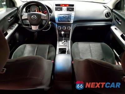 Zdjęcie 8 z 11 samochodu: 2009 MAZDA 6 S VIN:1YVHP81B595M06556 - miniatura