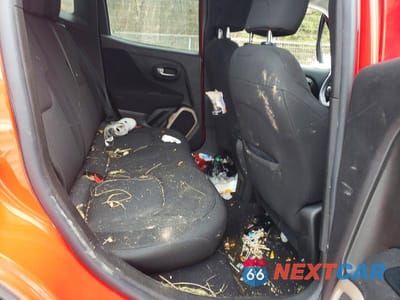 Zdjęcie 10 z 12 samochodu: 2017 JEEP RENEGADE LATITUDE VIN:ZACCJBBB9HPG32148 - miniatura