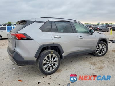 Trzecie zdjęcie samochodu z tyłu: 2023 TOYOTA RAV4 LIMITED VIN:2T3N1RFVXPC388503 - miniatura