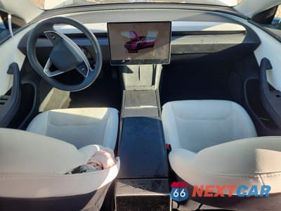 Zdjęcie 8 z 12 samochodu: 2024 TESLA MODEL 3 VIN:5YJ3E1EB5RF812519 - miniatura