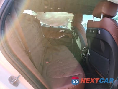 Zdjęcie 11 z 12 samochodu: 2025 BMW X5 XDRIVE40I VIN:5UX23EU01S9W98560 - miniatura