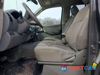 Zdjęcie 7 z 11 samochodu: 2010 NISSAN FRONTIER SE V6 VIN:1N6AD0FV4AC439128 - miniatura