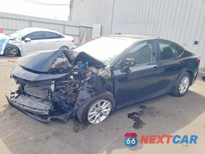 2025 TOYOTA CAMRY LE 4T1DAACK0SU509160 - główne zdjęcie licytacji z USA - miniatura