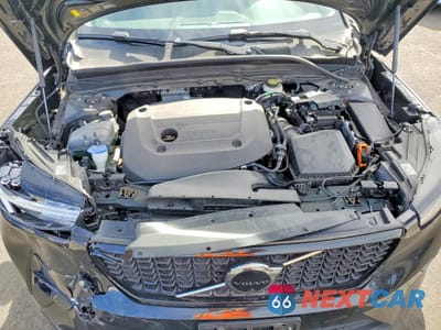 Zdjęcie 12 z 14 samochodu: 2024 VOLVO XC40 PLUS VIN:YV4L12UL4R2361076 - miniatura