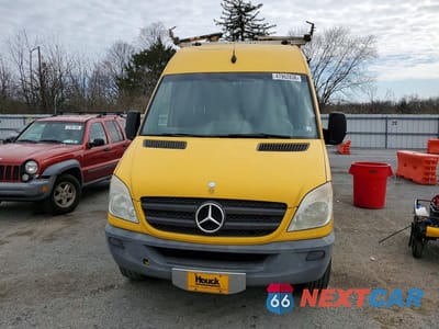 Piąte zdjęcie samochodu w środku: 2011 MERCEDES-BENZ SPRINTER 2500 VIN:WD3PE7CC9B5584817 - miniatura