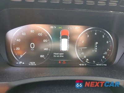 Zdjęcie 9 z 13 samochodu: 2016 VOLVO XC90 T6 VIN:YV4A22PL1G1079707 - miniatura