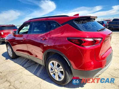 Drugie zdjęcie samochodu z przodu: 2021 CHEVROLET BLAZER 2LT VIN:3GNKBCRS1MS582141 - miniatura