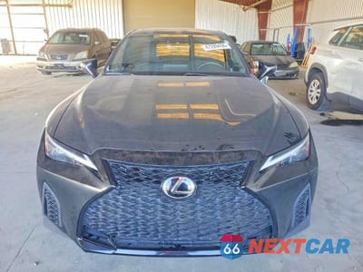 Piąte zdjęcie samochodu w środku: 2023 LEXUS IS 350 F SPORT VIN:JTHGZ1B28P5064386 - miniatura