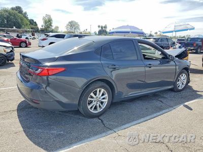 Trzecie zdjęcie samochodu z tyłu: 2025 TOYOTA CAMRY LE VIN:4T1DAACK7SU055005 - miniatura