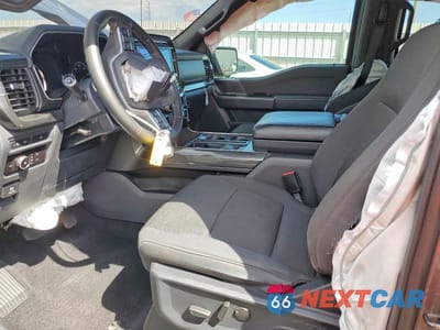 Zdjęcie 7 z 12 samochodu: 2023 FORD F150 SUPERCREW VIN:1FTFW1E53PKE19509 - miniatura
