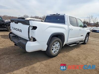Trzecie zdjęcie samochodu z tyłu: 2023 TOYOTA TUNDRA SR5 VIN:5TFLA5DB5PX116752 - miniatura