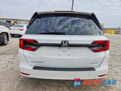 Zdjęcie 6 z 13 samochodu: 2023 HONDA ODYSSEY SPORT-L VIN:5FNRL6H74PB031315 - miniatura