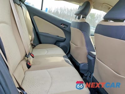Zdjęcie 10 z 13 samochodu: 2018 TOYOTA PRIUS TWO VIN:JTDKBRFU9J3059596 - miniatura