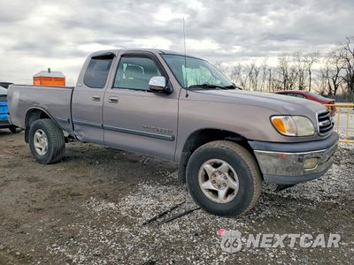 Czwarte zdjęcie samochodu z boku: 2000 TOYOTA TUNDRA SR5 VIN:5TBBT4412YS067565 - miniatura