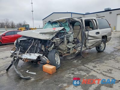 2000 CHEVROLET SUBURBAN K1500 3GNFK16T9YG224619 - główne zdjęcie licytacji z USA - miniatura
