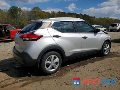 Trzecie zdjęcie samochodu z tyłu: 2019 NISSAN KICKS S VIN:3N1CP5CU0KL559187 - miniatura