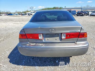Zdjęcie 6 z 12 samochodu: 2000 TOYOTA CAMRY LE VIN:4T1BG28K5YU634796 - miniatura