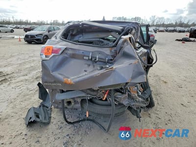 Zdjęcie 6 z 12 samochodu: 2014 TOYOTA HIGHLANDER XLE VIN:5TDKKRFH6ES016714 - miniatura