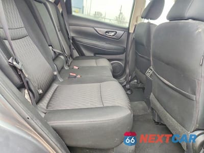 Zdjęcie 11 z 14 samochodu: 2018 NISSAN ROGUE SV VIN:KNMAT2MV8JP618298 - miniatura