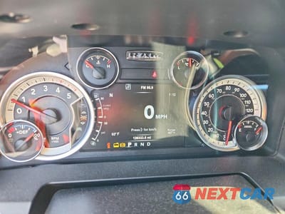 Zdjęcie 9 z 13 samochodu: 2018 RAM 2500 SLT VIN:3C6UR5MLXJG217181 - miniatura