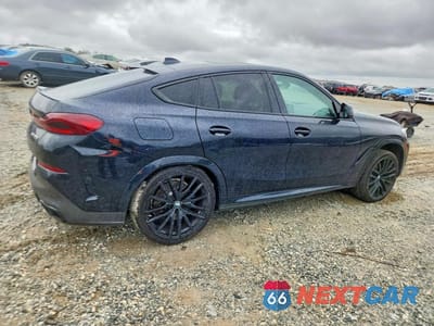 Trzecie zdjęcie samochodu z tyłu: 2021 BMW X6 M50I VIN:5UXCY8C01M9F58300 - miniatura