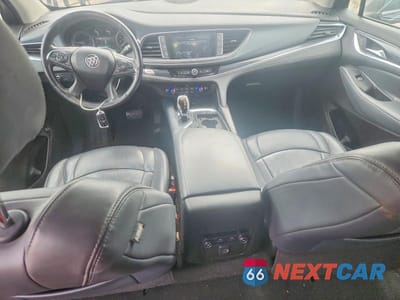 Zdjęcie 8 z 12 samochodu: 2019 BUICK ENCLAVE ESSENCE VIN:5GAEVAKW7KJ112789 - miniatura