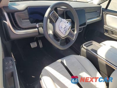 Zdjęcie 8 z 12 samochodu: 2023 RIVIAN R1S ADVENTURE VIN:7PDSGABA8PN016999 - miniatura