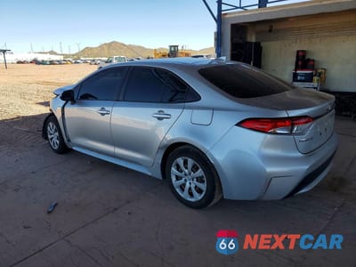 Drugie zdjęcie samochodu z przodu: 2021 TOYOTA COROLLA LE VIN:JTDEPMAE1MJ124894 - miniatura