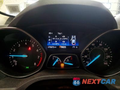 Zdjęcie 9 z 12 samochodu: 2017 FORD ESCAPE SE VIN:1FMCU9GD5HUF00850 - miniatura