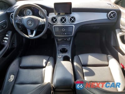 Zdjęcie 8 z 11 samochodu: 2016 MERCEDES-BENZ CLA 250 VIN:WDDSJ4EB4GN377456 - miniatura