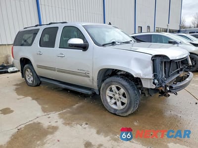 Czwarte zdjęcie samochodu z boku: 2014 GMC YUKON XL K1500 SLT VIN:1GKS2KE74ER209222 - miniatura