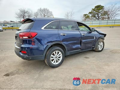 Trzecie zdjęcie samochodu z tyłu: 2019 KIA SORENTO LX VIN:5XYPGDA31KG438534 - miniatura