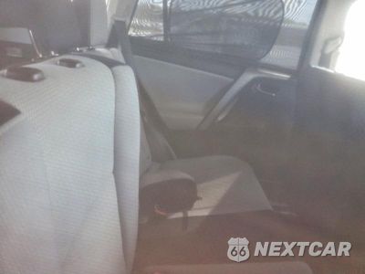 Zdjęcie 11 z 13 samochodu: 2016 TOYOTA RAV4 XLE VIN:2T3RFREV3GW515241 - miniatura