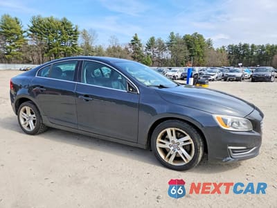 Czwarte zdjęcie samochodu z boku: 2015 VOLVO S60 PREMIER VIN:YV1612TB2F1316495 - miniatura