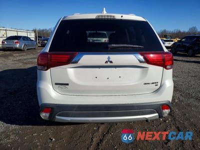 Zdjęcie 6 z 15 samochodu: 2017 MITSUBISHI OUTLANDER SE VIN:JA4AZ3A33HZ007269 - miniatura