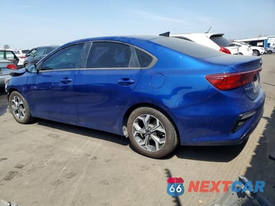 Drugie zdjęcie samochodu z przodu: 2021 KIA FORTE LXS VIN:3KPF24AD1ME272101 - miniatura