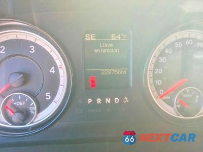 Zdjęcie 8 z 10 samochodu: 2018 RAM 2500 ST VIN:3C6UR5CL6JG258201 - miniatura