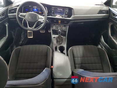 Zdjęcie 8 z 12 samochodu: 2024 VOLKSWAGEN JETTA SPORT VIN:3VWBM7BU0RM029172 - miniatura