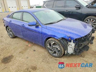 Czwarte zdjęcie samochodu z boku: 2025 HYUNDAI ELANTRA LIMITED VIN:KMHLP4DGXSU903609 - miniatura