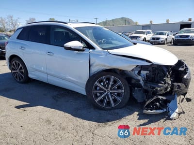 Czwarte zdjęcie samochodu z boku: 2025 AUDI Q4 E-TRON PREMIUM PLUS VIN:WA1B5BFZ8SP066585 - miniatura