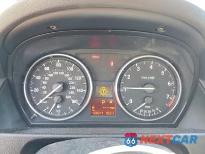 Zdjęcie 9 z 11 samochodu: 2014 BMW X1 XDRIVE28I VIN:WBAVL1C57EVY20268 - miniatura