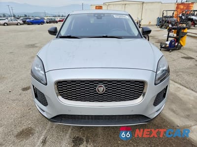 Piąte zdjęcie samochodu w środku: 2018 JAGUAR E-PACE S VIN:SADFJ2FX7J1Z09571 - miniatura