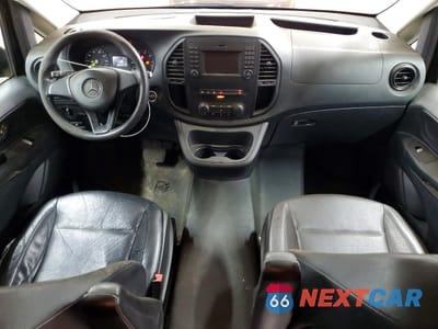 Zdjęcie 8 z 13 samochodu: 2017 MERCEDES-BENZ METRIS VIN:WD4PG2EE4H3266146 - miniatura