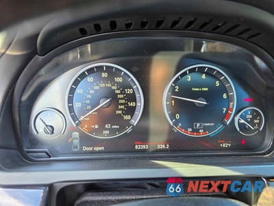 Zdjęcie 8 z 10 samochodu: 2011 BMW 750 LI VIN:WBAKC8C53BC431842 - miniatura