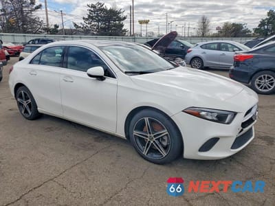 Czwarte zdjęcie samochodu z boku: 2021 MERCEDES-BENZ A 220 4MATIC VIN:W1K3G4FBXMJ295140 - miniatura