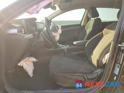 Zdjęcie 7 z 11 samochodu: 2023 KIA K5 LXS VIN:5XXG14J20PG185002 - miniatura